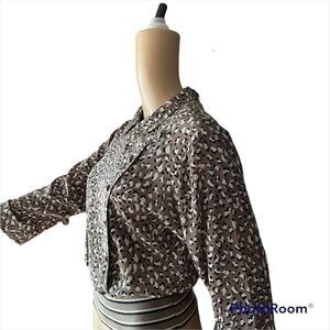 LIZ PETITES BLOUSE LEOPARD PRINT SIZE M